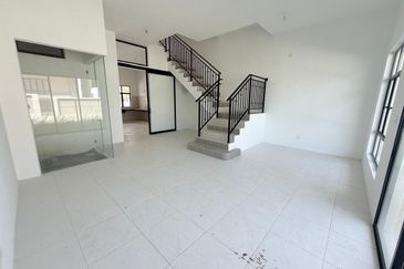 Panorama Lapangan Perdana