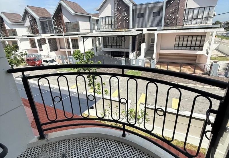 Panorama Lapangan Perdana