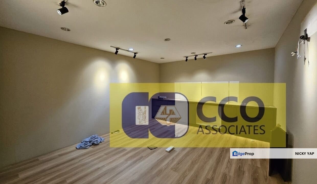 Menglembu fully covered semi-d for sale , Perak, Menglembu