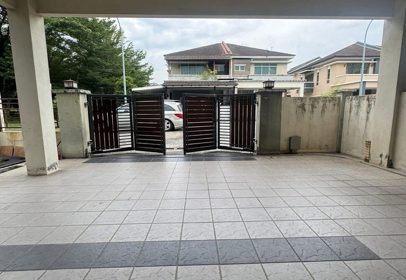 Taman Pengkalan Tiara