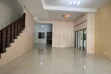 Taman Pengkalan Tiara