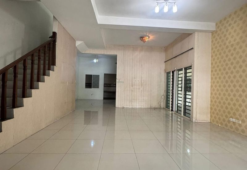 Taman Pengkalan Tiara