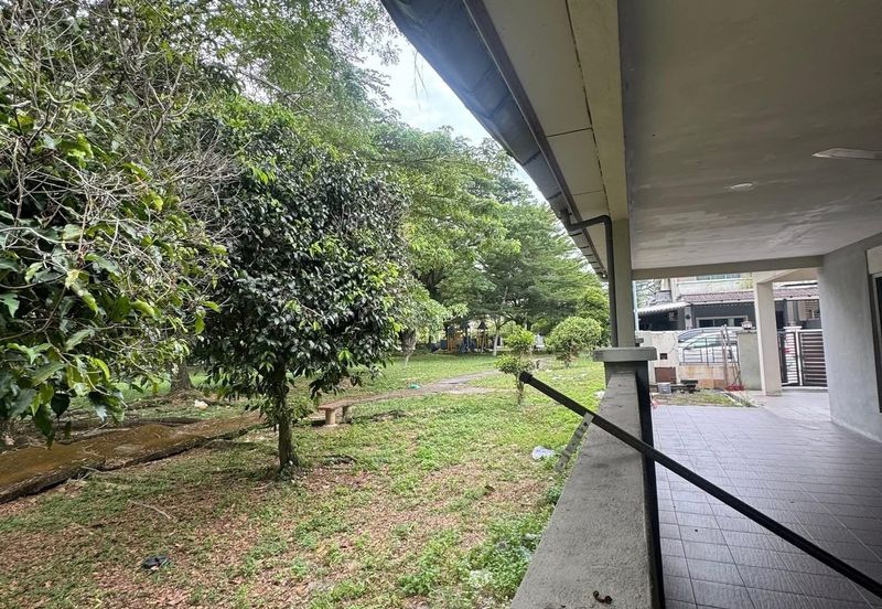 Taman Pengkalan Tiara