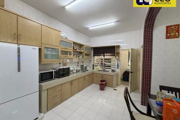 Taman Pengkalan Barat