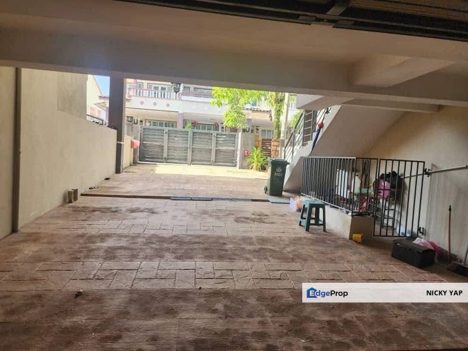 Tambun 3 Storey House For Sale, Perak, Ipoh