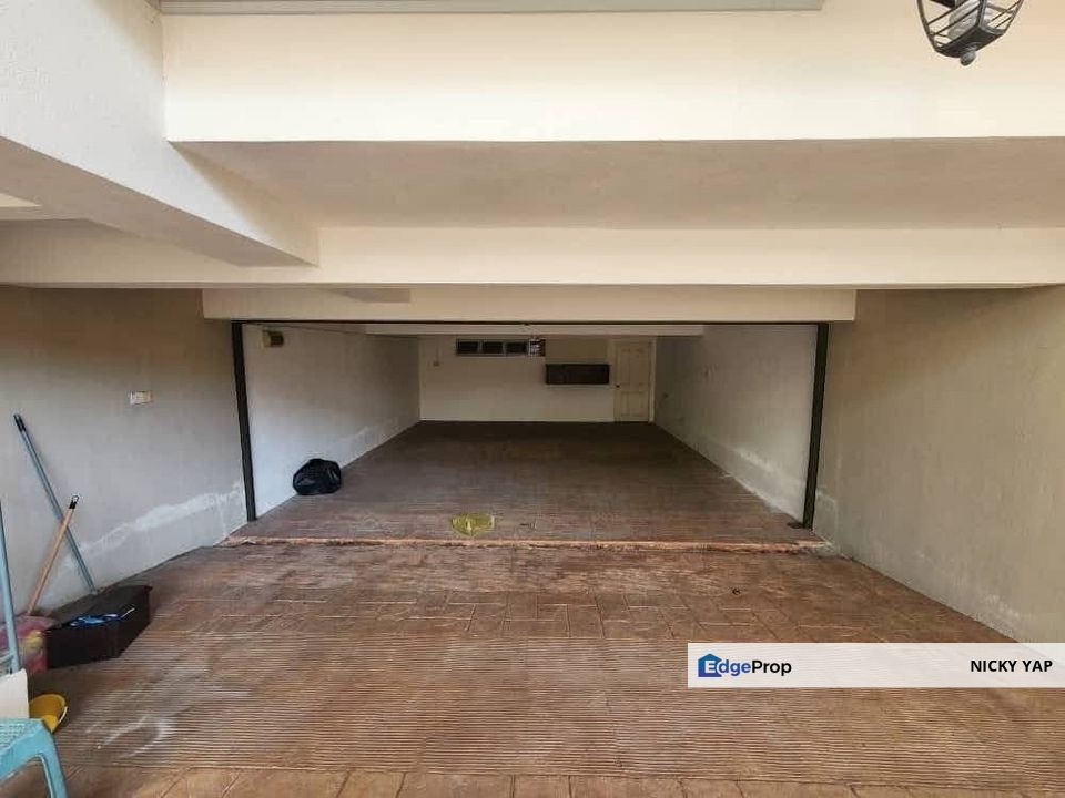 Tambun 3 Storey House For Sale, Perak, Ipoh