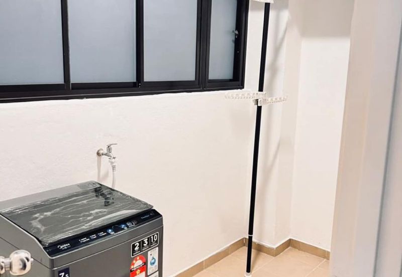 Upper East @ Tiger Lane