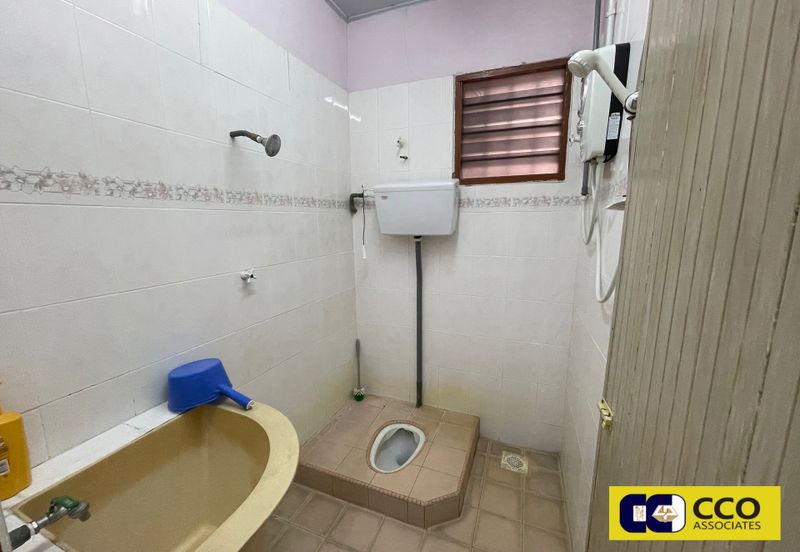 TAMAN SAUJANA, BATU GAJAH