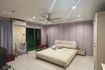 Taman Lapangan Hartamas Botani