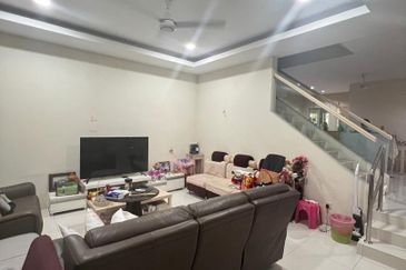 Taman Lapangan Hartamas Botani