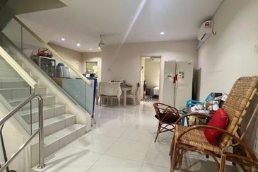 Taman Lapangan Hartamas Botani