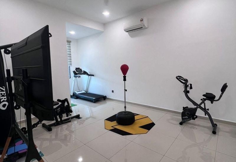 TAMAN MERU DESA PARK