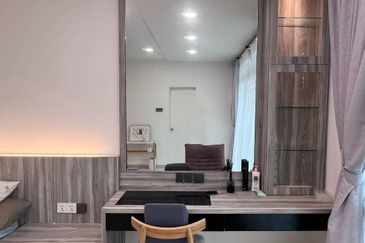 TAMAN MERU DESA PARK