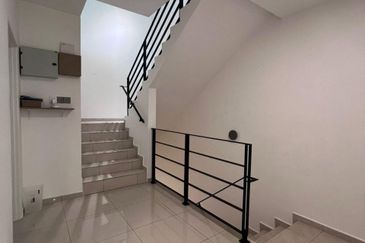 TAMAN MERU DESA PARK