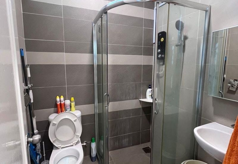 TAMAN MERU DESA PARK