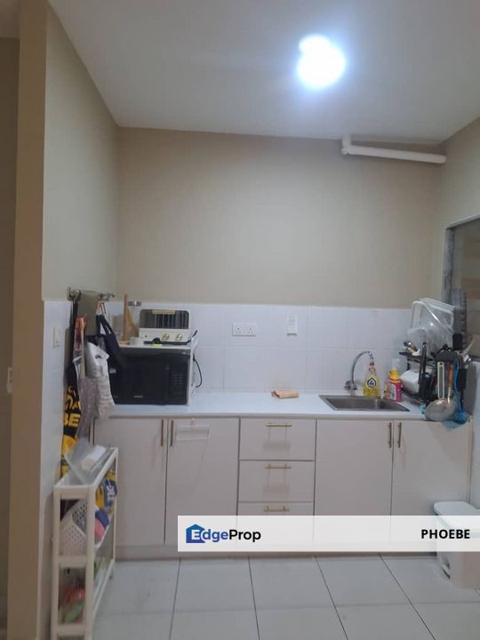 De Palma Apartment Setia Alam Corner Lot Partially Furnished Unit for Sale , Selangor, Setia Alam/Alam Nusantara