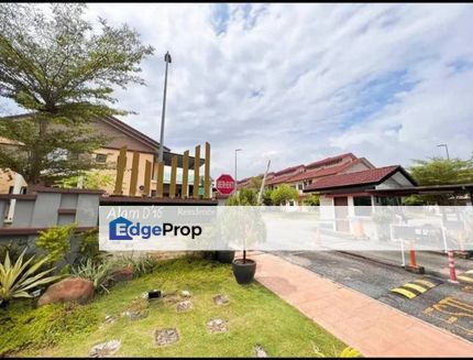 Renovated Teres 2 Tingkat Alam D16, Seksyen 16, Shah Alam, Selangor, Shah Alam