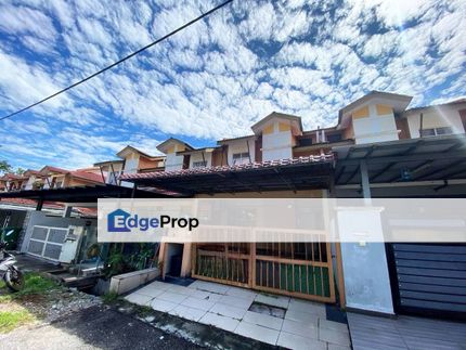 Renovated Full Loan Teres 2 Tingkat Seksyen 5 Kota Puteri Rawang, Selangor, Rawang
