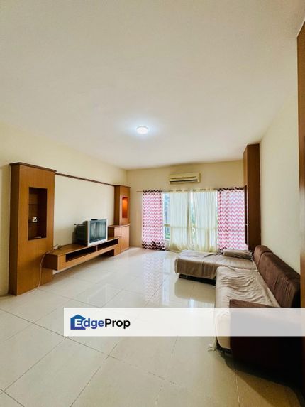 1098 Sqft Booking RM1000 East Lake Residence, Seri Kembangan, Selangor, Seri Kembangan