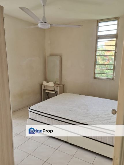 Non Bumi Corner Unit Seroja Apartment, Taman Putra Perdana Puchong, Selangor, Puchong