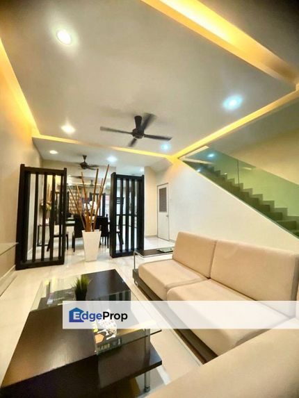 Renovated 20x70 Teres 2 Tingkat Taman Tasik Prima, Puchong, Selangor, Puchong