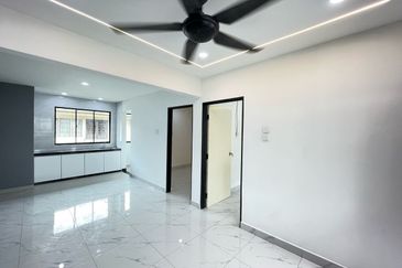 Flat Taman Ungku Tun Aminah