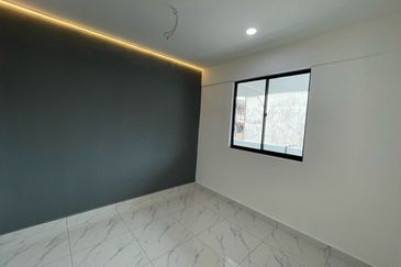 Flat Taman Ungku Tun Aminah