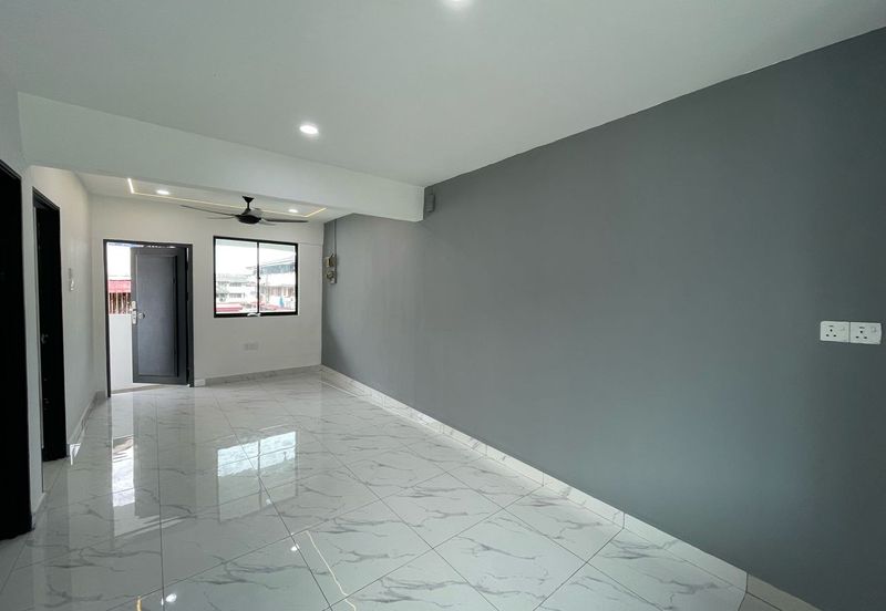 Flat Taman Ungku Tun Aminah