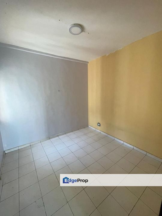 3 bedrooms unit in Impian Senibong, Permas Jaya for sale , Johor, Permas Jaya/Senibong