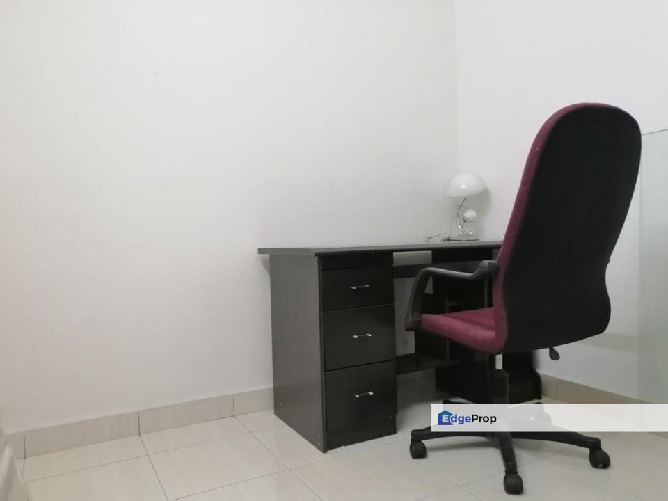 3 bedrooms in Taman Kipark Apartment for sale , Johor, Tampoi