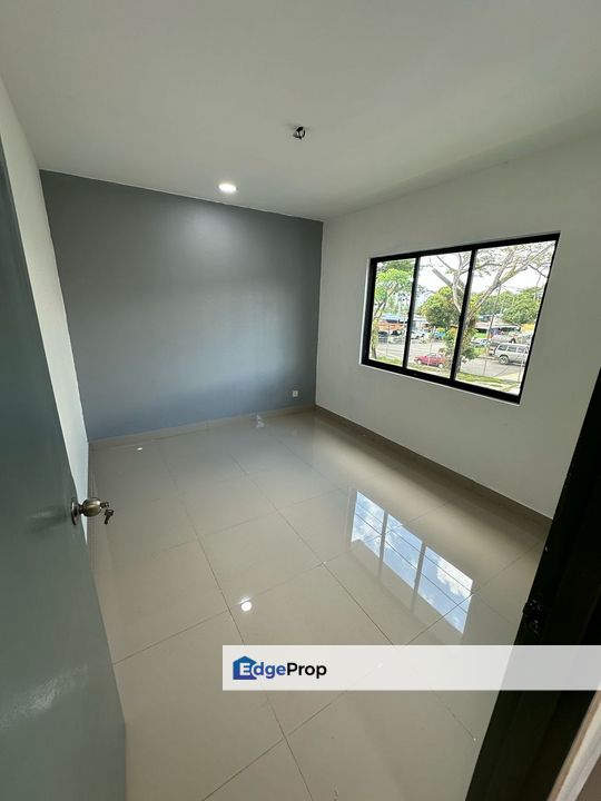 3 bedrooms unit flat in Bandar Baru Seri Alam for sale , Johor, Masai