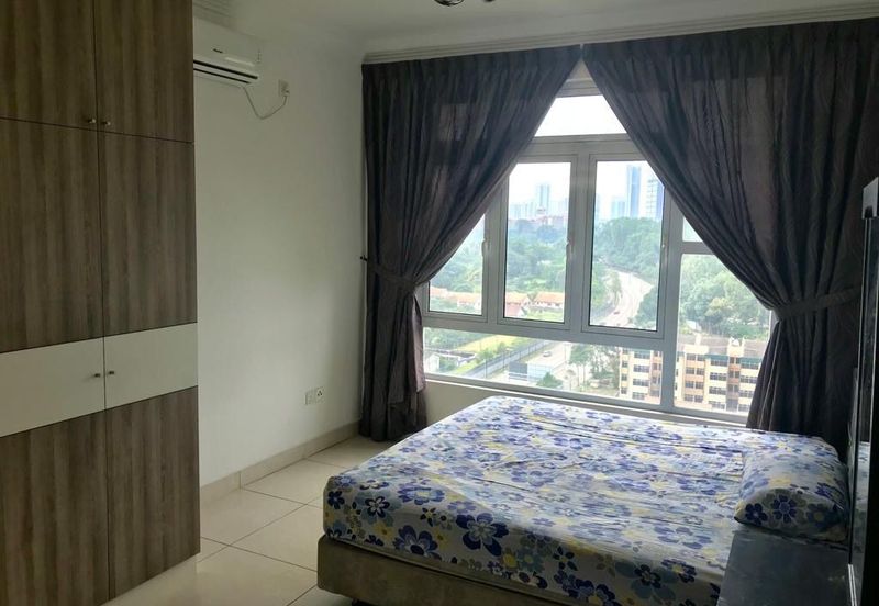 Golden Sands Seaview Residence