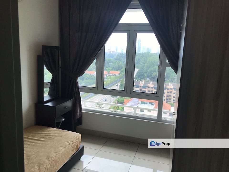 2 bedrooms unit in Golden Sands Seaview Residence for sale , Johor, Johor Bahru