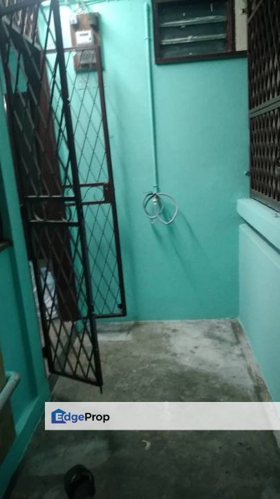 Flat Level 2 in Taman Perling for sale , Johor, Johor Bahru