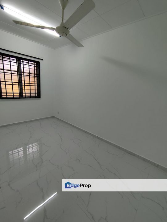 Double storey terrace house in Taman Nusa Damai for sale , Johor, Pasir Gudang