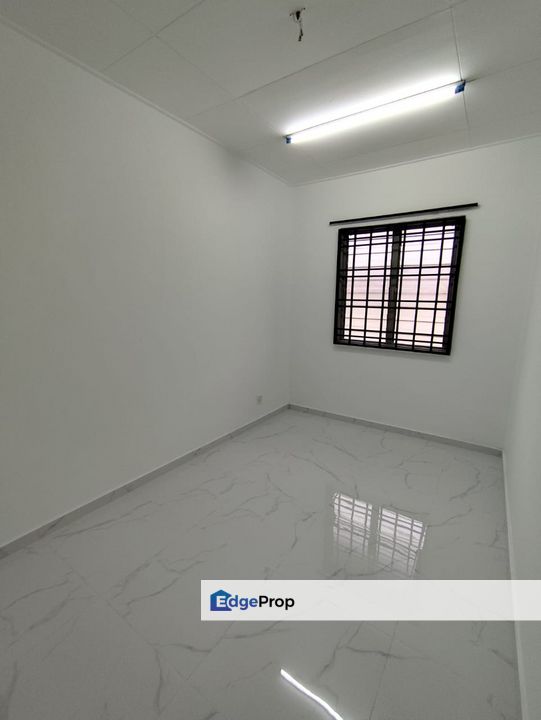 Double storey terrace house in Taman Nusa Damai for sale , Johor, Pasir Gudang