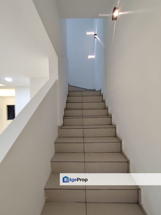 Double storey terrace house in Taman Sri Putri for sale , Johor, Skudai