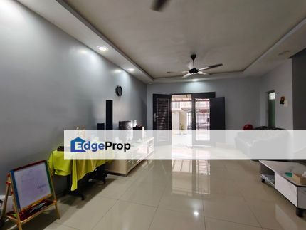 Double storey terrace house in Taman Mutiara Rini for sale , Johor, Skudai