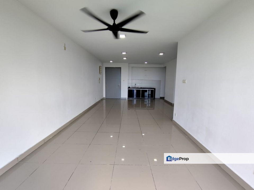 2 bedrooms unit in D'Ambience,Permas Jaya for sale , Johor, Permas Jaya/Senibong