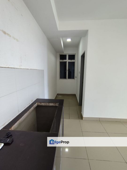 2 bedrooms unit in D'Ambience,Permas Jaya for sale , Johor, Permas Jaya/Senibong