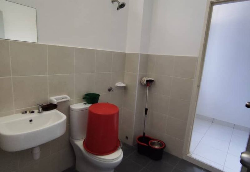 Meridin East The Greenway & The Eden