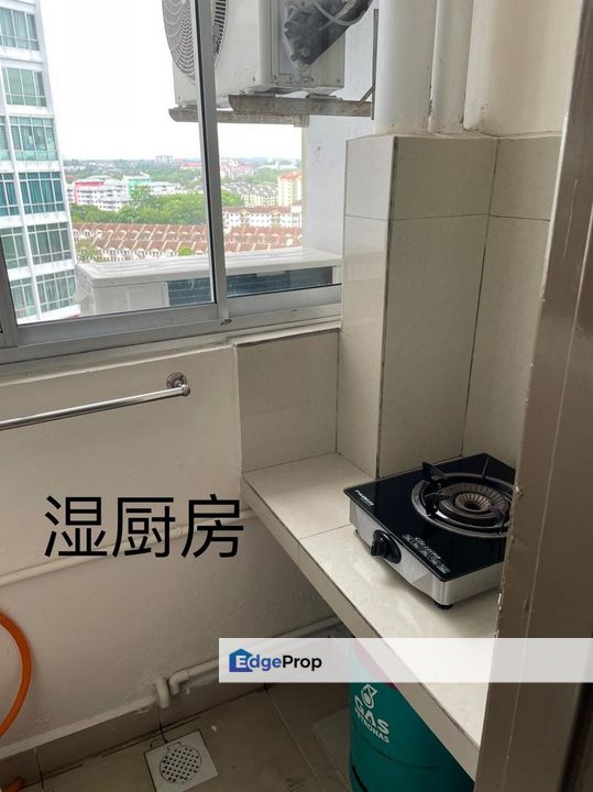 3 bedrooms unit in Greenfield Regency for sale , Johor, Tampoi