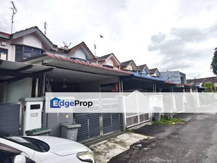 Double storey medium cost terrace house in Taman Tan Sri Yaacob for sale , Johor, Skudai