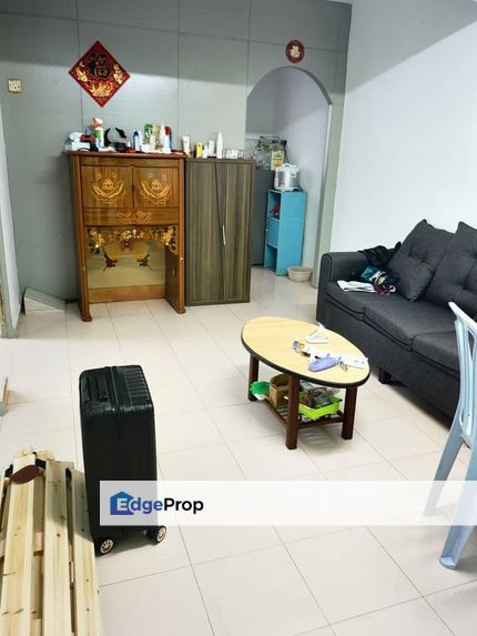 Flat in Taman Ungku Tun Aminah for sale , Johor, Johor Bahru