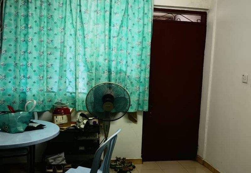 Flat Taman Ungku Tun Aminah