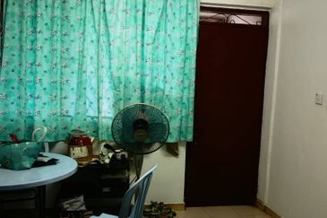 Flat Taman Ungku Tun Aminah