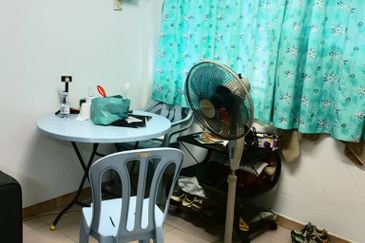 Flat Taman Ungku Tun Aminah