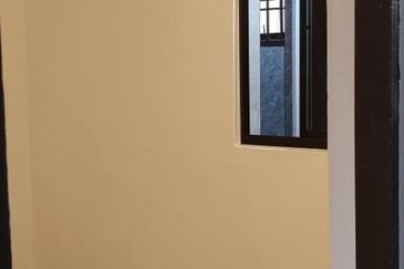 Flat Taman Ungku Tun Aminah