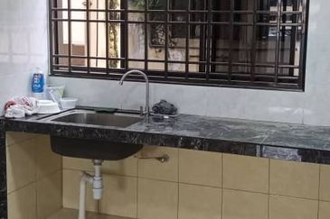 Flat Taman Ungku Tun Aminah