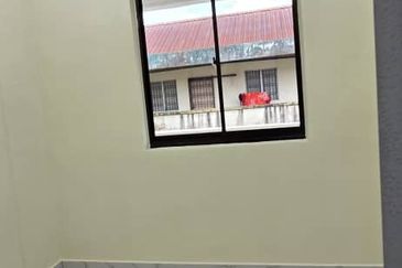 Pangsapuri Jasa, Mutiara Rini